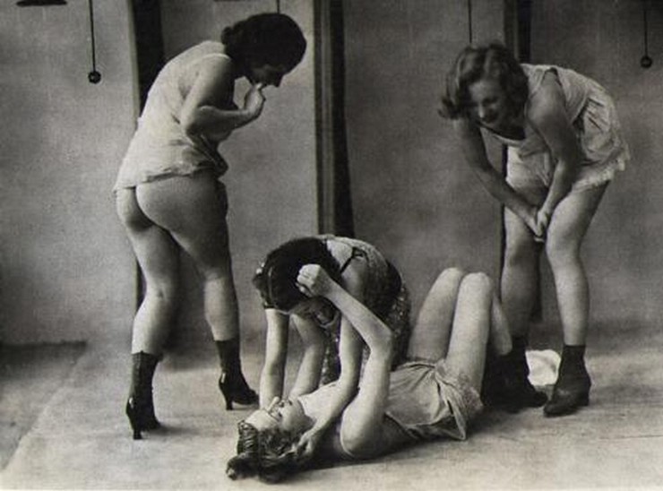 Retro Porn Archive is the place for gigs of vintage porn Free Photo Gallery 8012 Retro Porn Archive is the place for gigs of vintage porn Free Photo Gallery 8012